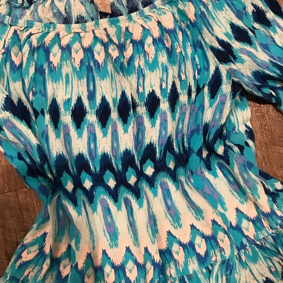 OFF THE SHOULDER TOP - Picture 2 of 3